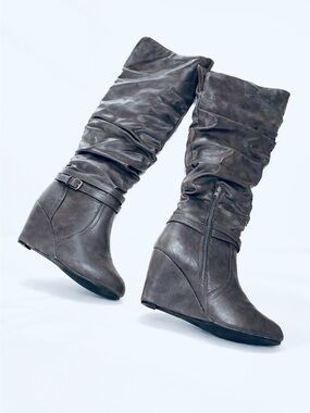 Y2K Gray Slouch Knee High Wedge Boots Size 8 Boho Chic Riding Style 3.5 inch